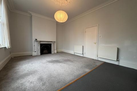 undefined, ., Exeter, EX4