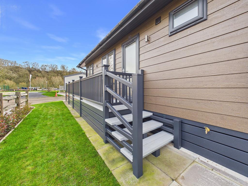 Steps to Side Entrance