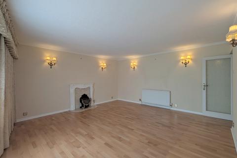 3 bedroom apartment to rent, Dene Gardens, STANMORE