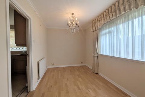 3 bedroom apartment to rent, Dene Gardens, STANMORE