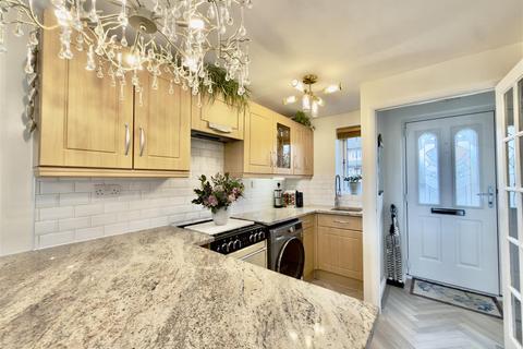 undefined, Marseilles Close, Duston NN5