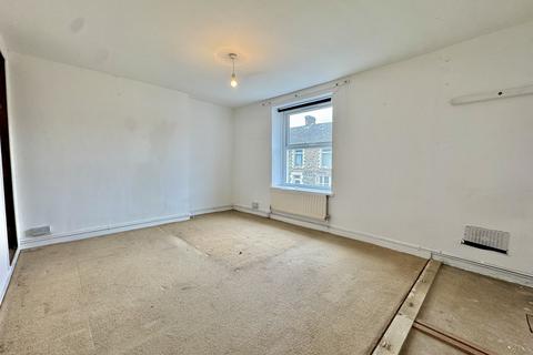 2 bedroom end of terrace house for sale, Llangyfelach Road, Brynhyfryd, Swansea, City And County of Swansea.