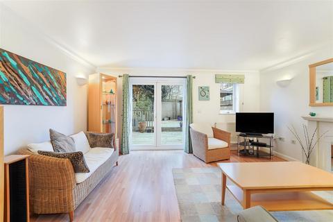 undefined, Wingfield Court, Banstead