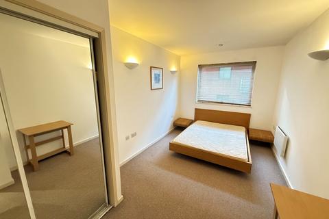 2 bedroom apartment to rent, Lumiere Building, Manchester, M15