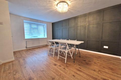 undefined, Lucas Gardens, Luton, LU3
