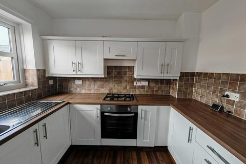 2 bedroom terraced house to rent, Hill Street, Jarrow, NE32