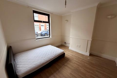 undefined, College Street, GRANTHAM, NG31