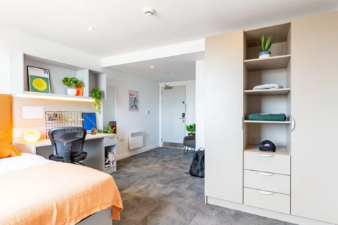 1 bedroom apartment to rent, King William Street, SALFORD, M50