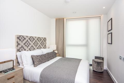 2 bedroom apartment to rent, Charles Clowes Walk, London, SW11