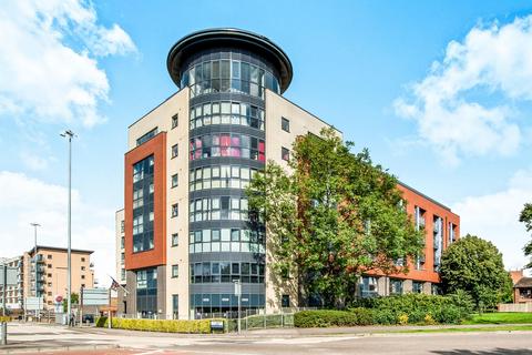 2 bedroom flat to rent, St Albans Road, WATFORD