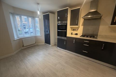 5 bedroom house to rent, Roman Road, Corby, NN18