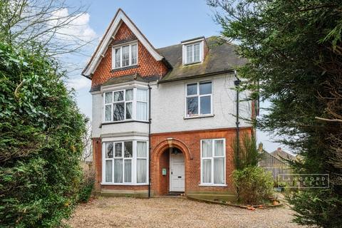 undefined, Southborough Lane Bromley BR2