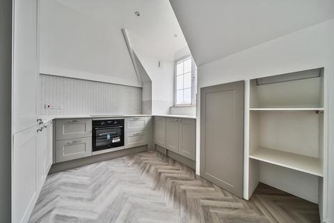 undefined, Southborough Lane Bromley BR2