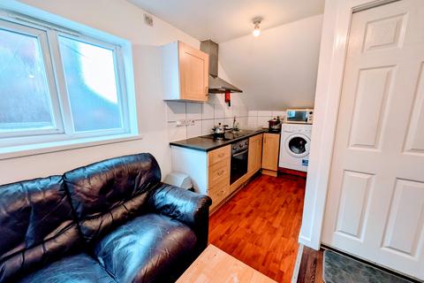 undefined, East Road, Manchester, M12