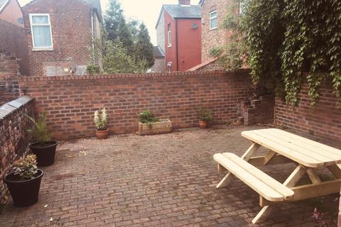 undefined, East Road, Manchester, M12