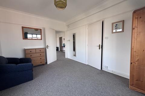 1 bedroom apartment to rent, Bath Road, BOURNEMOUTH