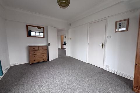 1 bedroom apartment to rent, Bath Road, BOURNEMOUTH