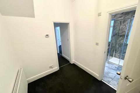 undefined, Flat 2, 38 Mayfield Road, Manchester, M16