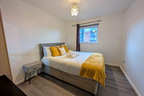 2 bedroom apartment to rent, The Waterfront, Manchester, M11