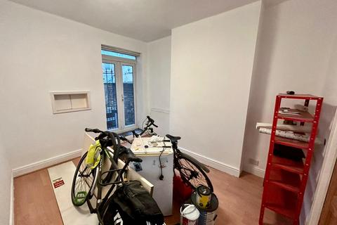 undefined, Wellington Avenue, Manchester, M16