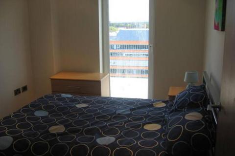 2 bedroom apartment to rent, Taylorson Street South, Salford, M5