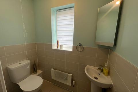 undefined, Vicarage Road, Rushden, NN10