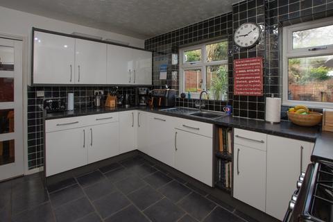 undefined, Maple Grove, Northwich