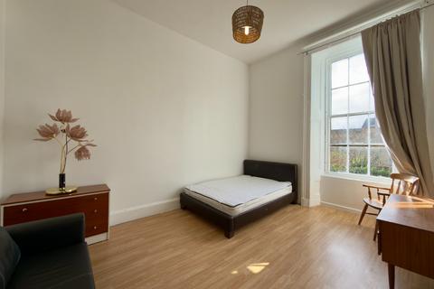 3 bedroom flat to rent, West Princes Street, Woodlands, Glasgow, G4