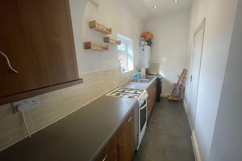 4 bedroom apartment to rent, Poplar Road, Kings Heath