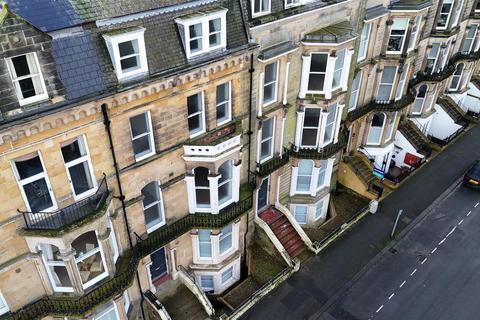 3 bedroom flat for sale, 5 Esplanade Gardens, Scarborough YO11