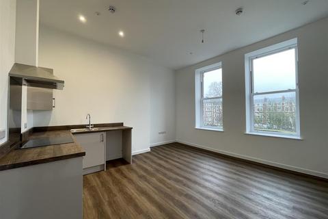 3 bedroom flat for sale, 5 Esplanade Gardens, Scarborough YO11
