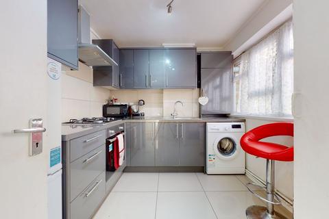 1 bedroom flat to rent, Churchfield House, Hall Place, London W2