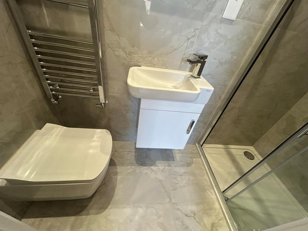 En-suite Bathroom