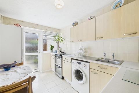 undefined, Bennet Close, BASINGSTOKE