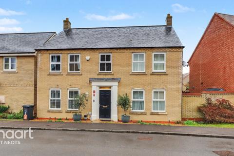 undefined, Lannesbury Crescent, St Neots