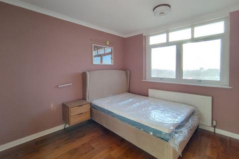 2 bedroom flat for sale, Flat 13 Campden Hill Towers, 112 Notting Hill Gate, London, W11 3QW