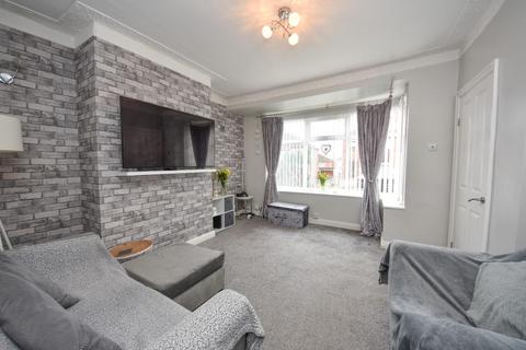 4 bedroom semi-detached house for sale, Blackthorn Avenue, Wigan, WN6 7SA