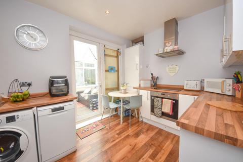 4 bedroom semi-detached house for sale, Blackthorn Avenue, Wigan, WN6 7SA