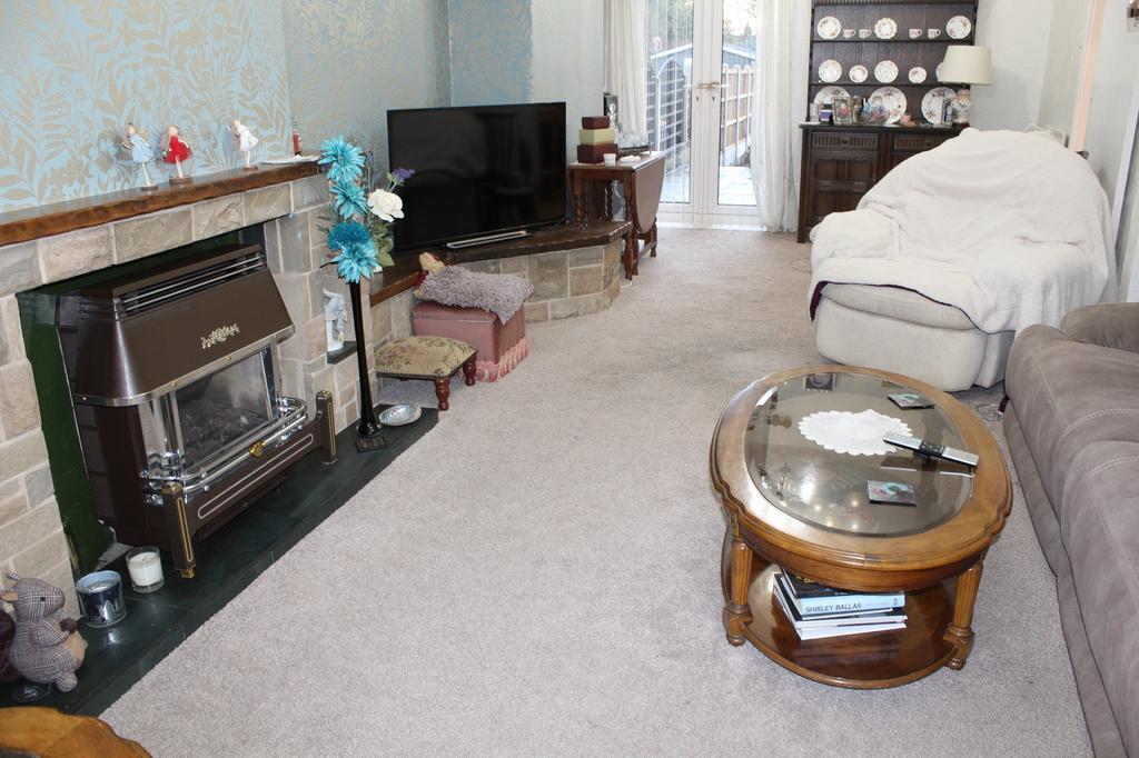 Lounge / Dining room