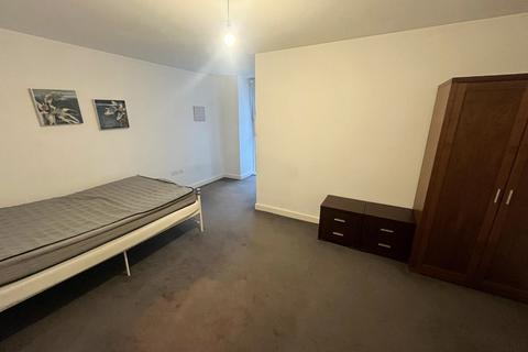 undefined, -42 Newport Road, Caerdydd, CF24