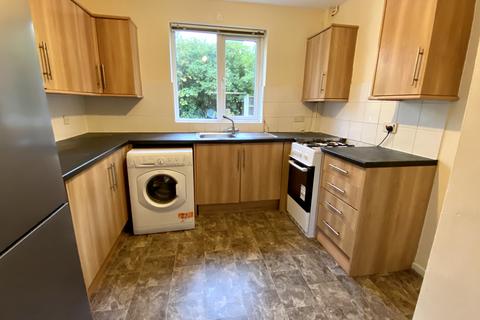 4 bedroom semi-detached house to rent, Mauldeth Road West, Manchester, M20