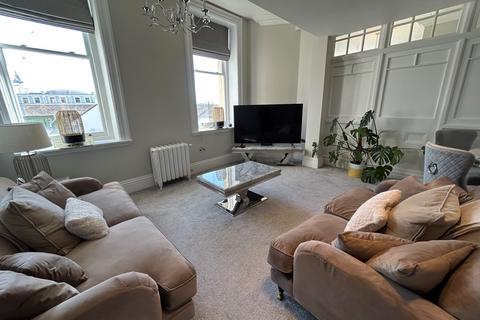 2 bedroom apartment to rent, Mount Stuart Square, Cardiff, CF10