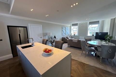 2 bedroom apartment to rent, Mount Stuart Square, Cardiff, CF10