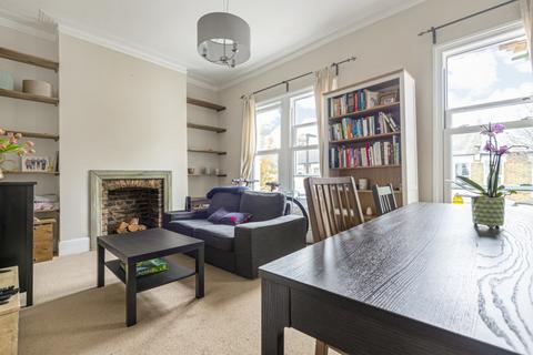 2 bedroom flat to rent, Andalus Road, London, SW9