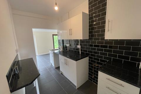 3 bedroom bungalow to rent, Tyn-y-Parc Road, Cardiff, CF14