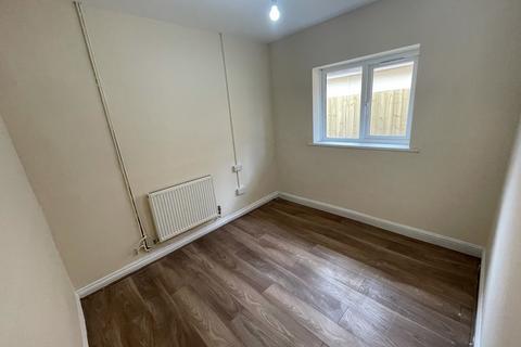 3 bedroom bungalow to rent, Tyn-y-Parc Road, Cardiff, CF14