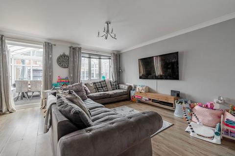 3 bedroom semi-detached house for sale, Wright Close, Caister-On-Sea