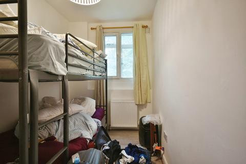 2 bedroom apartment to rent, Wilmslow Road, Manchester, M14