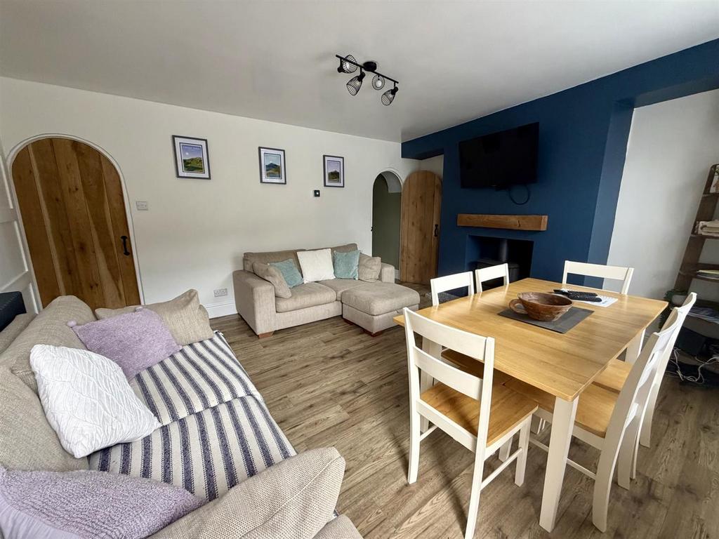 Living/Dining Room