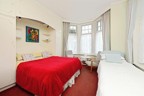 5 bedroom semi-detached house for sale, Boston Square, Hunstanton